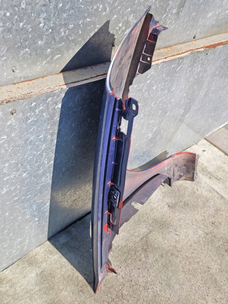 Крило передній ліве / правий перед renault clio 2 рестайлінг  2000-12 в Україні