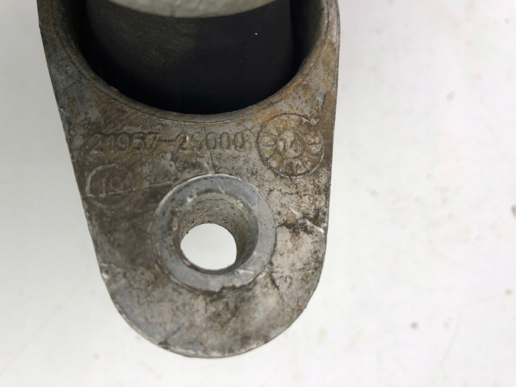 фото №5, Kia hyundai кронштейн крену 219572s000