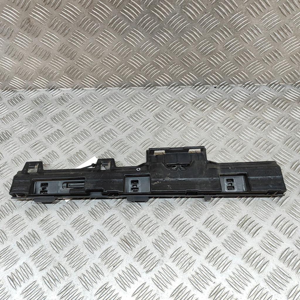 фото №1, Bmw 4 f32 f33 2014 напрямна накладки порога