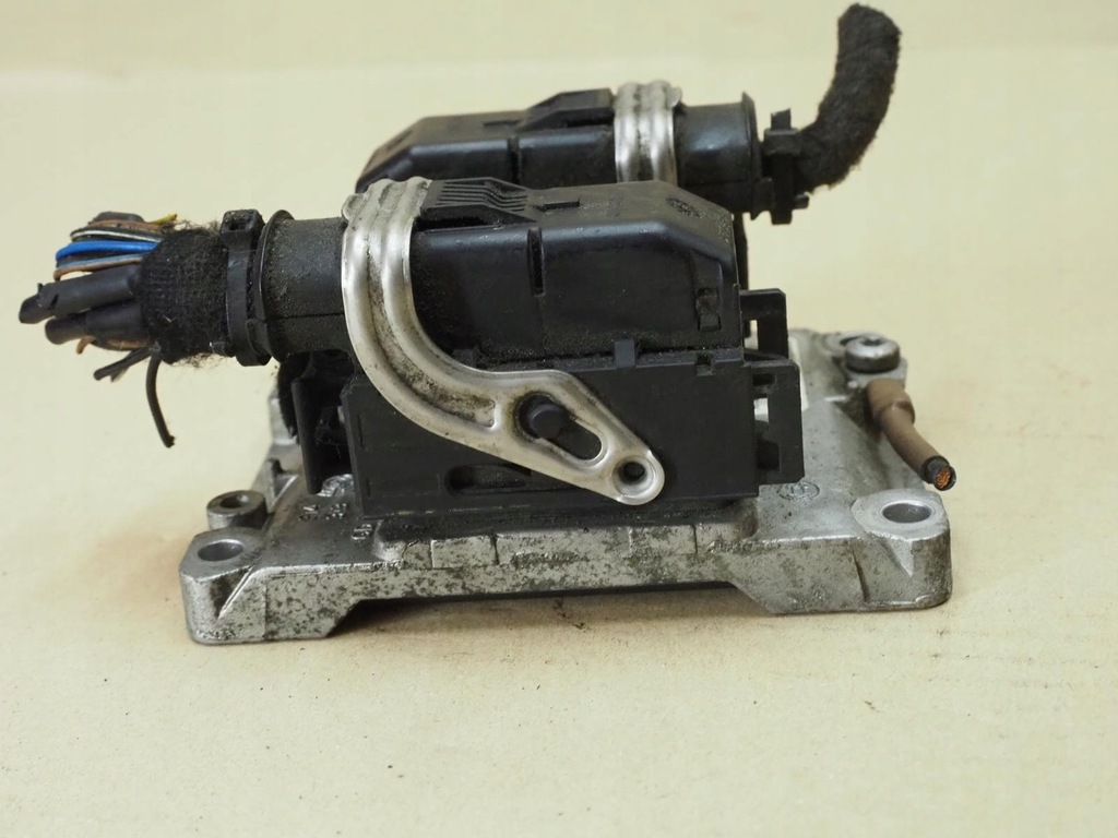 фото №7, Бортовой компьютер блок управления двигателя opel corsa c 0261207962 55350552 sd