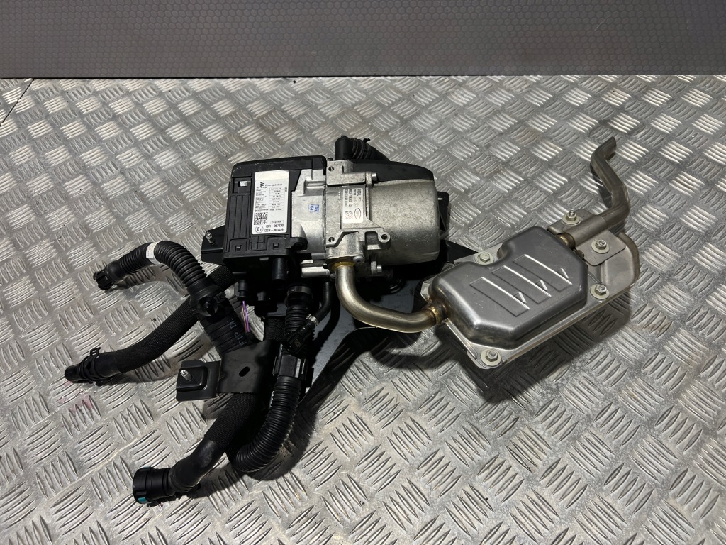 Купить Обогреватель стояночный webasto range rover sport l461 m8e2-18k463-ad