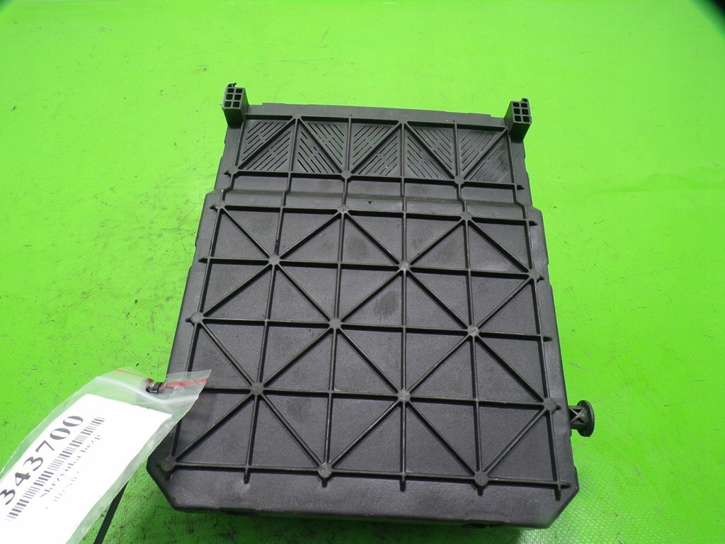 фото №5, Citroen c3 1.4 бензин коробка модуль предохранителей bsi s118085200h