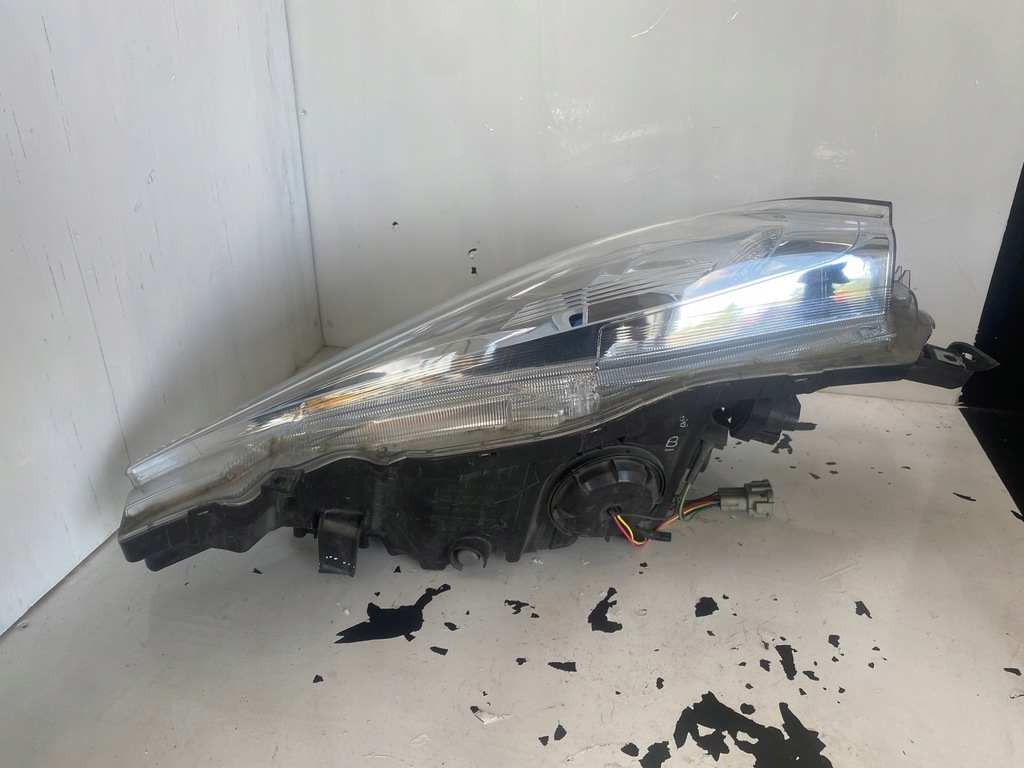 фото №10, Nissan leaf i лампа правый перед full led