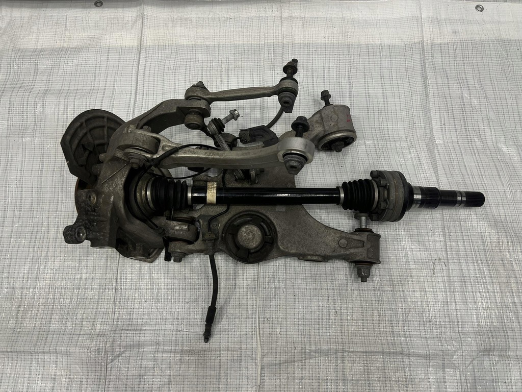 фото №1, Поворотний кулак задня задня ліва важелі alfa romeo stelvio quadrifoglio qv