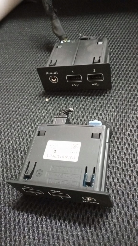 фото №9, Роз'єм зарядний пристрій usb модуль з'єднувач renault clio v captur ii 280231553r