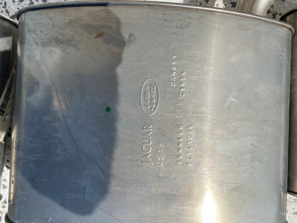 Гасник range rover vouge оригінальний номер 82141036/82140990lh&rh в Україні