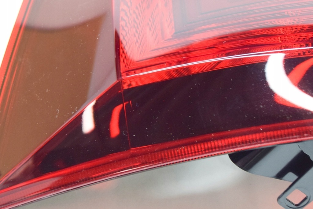 фото №9, Skoda rapid nh лампа задня права rhd nowa оригінальна 5jj945112a