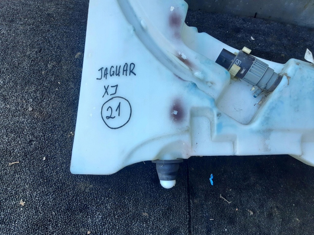 фото №9, Бачок омывателя aw93-17b613-bc jaguar xj