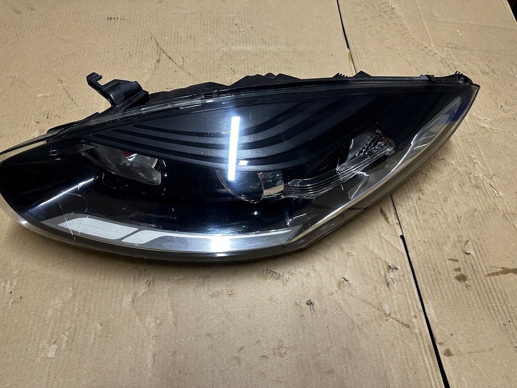 фото №1, Лампа фара renault megane iii lift 260609865r