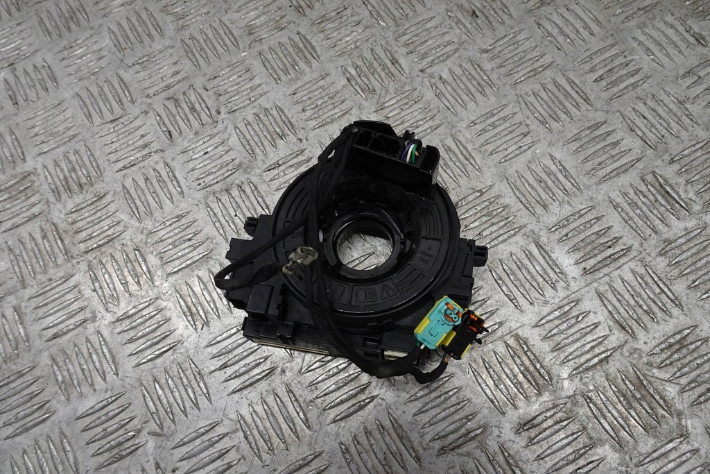 фото №10, Toyota corolla e21 hybrid sedan приборная панель приборная консоль приборная панель 19-