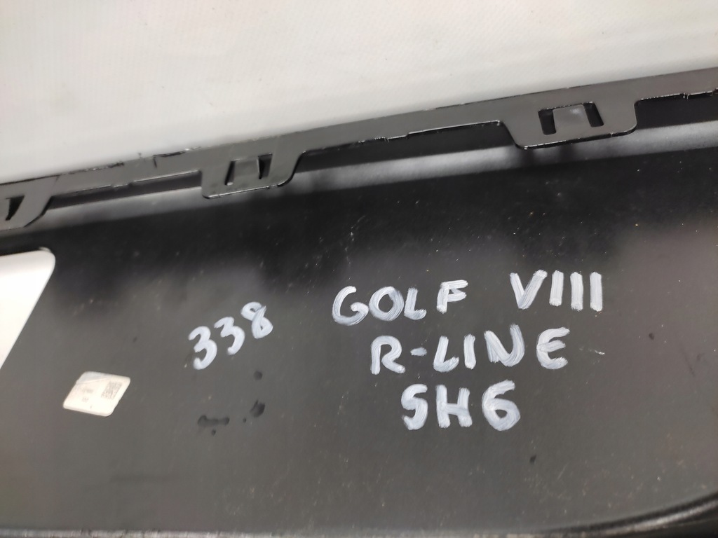 фото №8, Vw golf viii r-line 5h6 hb спойлер бампера задня
