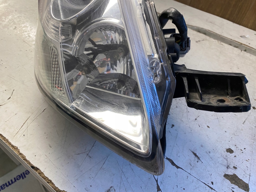 фото №6, Mitsubishi i-miev лампа правий перед