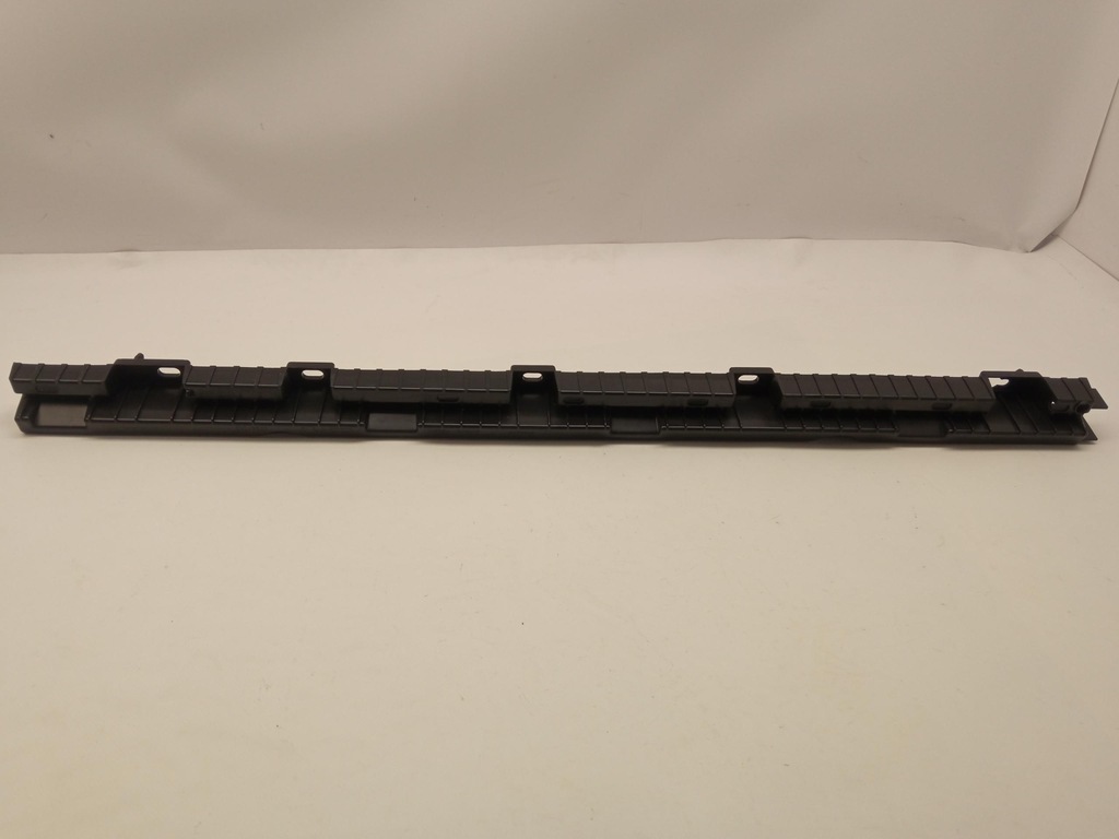 фото №1, Передние левая кронштейн накладки порога молдинг порог volvo xc90 ii