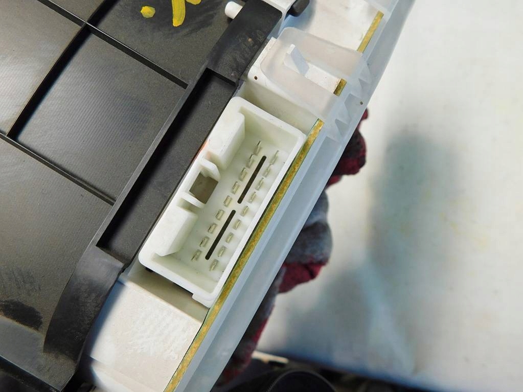 фото №9, Mazda premacy i lift 2.0ditd 02r лічильник 218586km