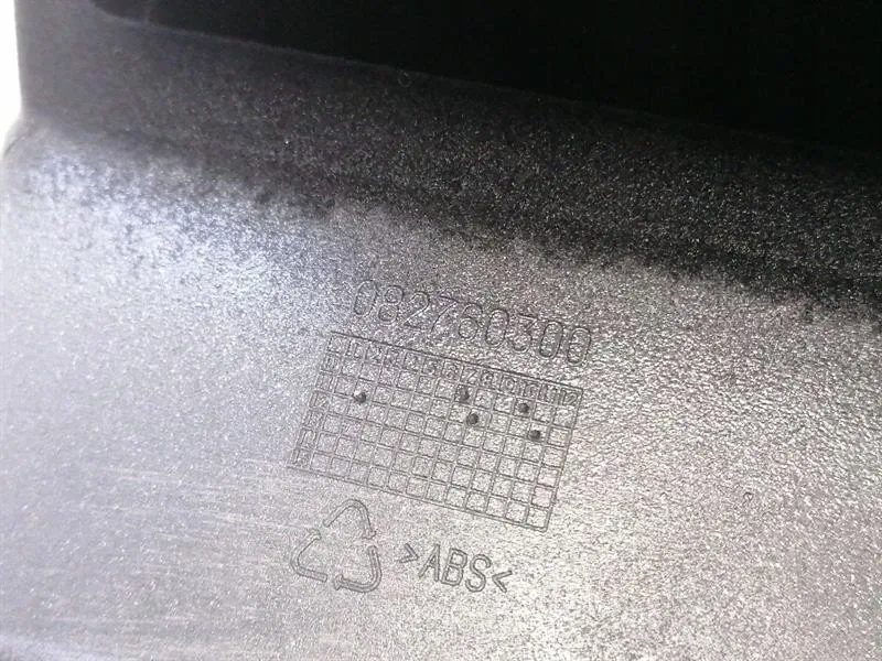 Бардачок шкіряний ferrari 458 f142 spider 82875000 повітропровід права права Ціна