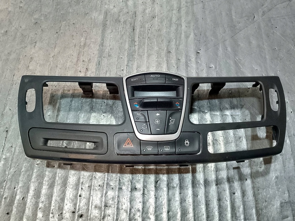 фото №1, Панель обдув renault laguna iii 07-15 275100002r