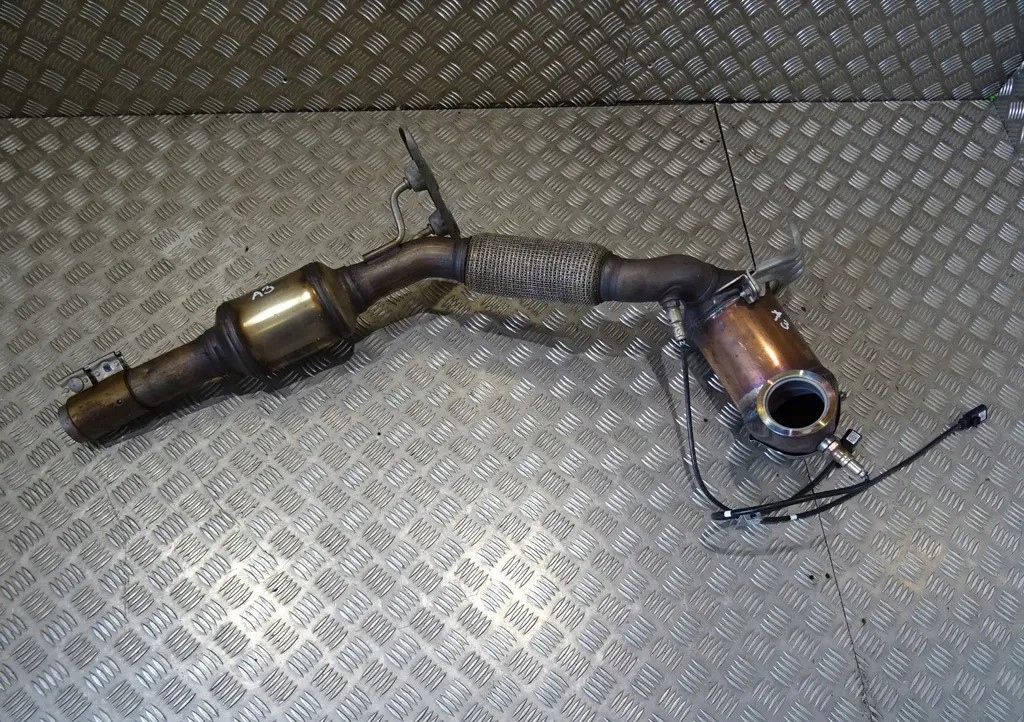 фото №1, Audi a3 8y sportback катализатор jak новый 5wa1311723b