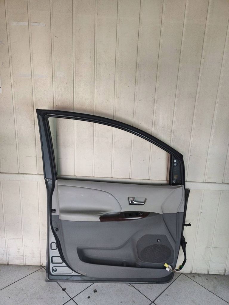 фото №8, Дверь перед левая сторона toyota sienna 3 2011