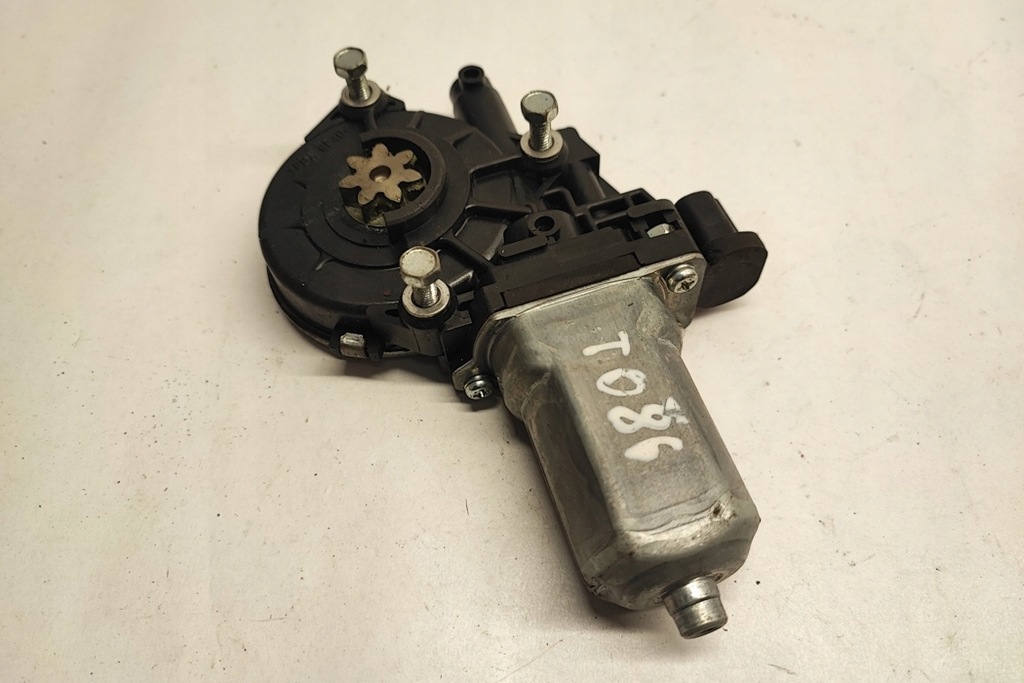 фото №11, Механизм доводчик крышки багажника dodge durango wd a9561313a 3.6l