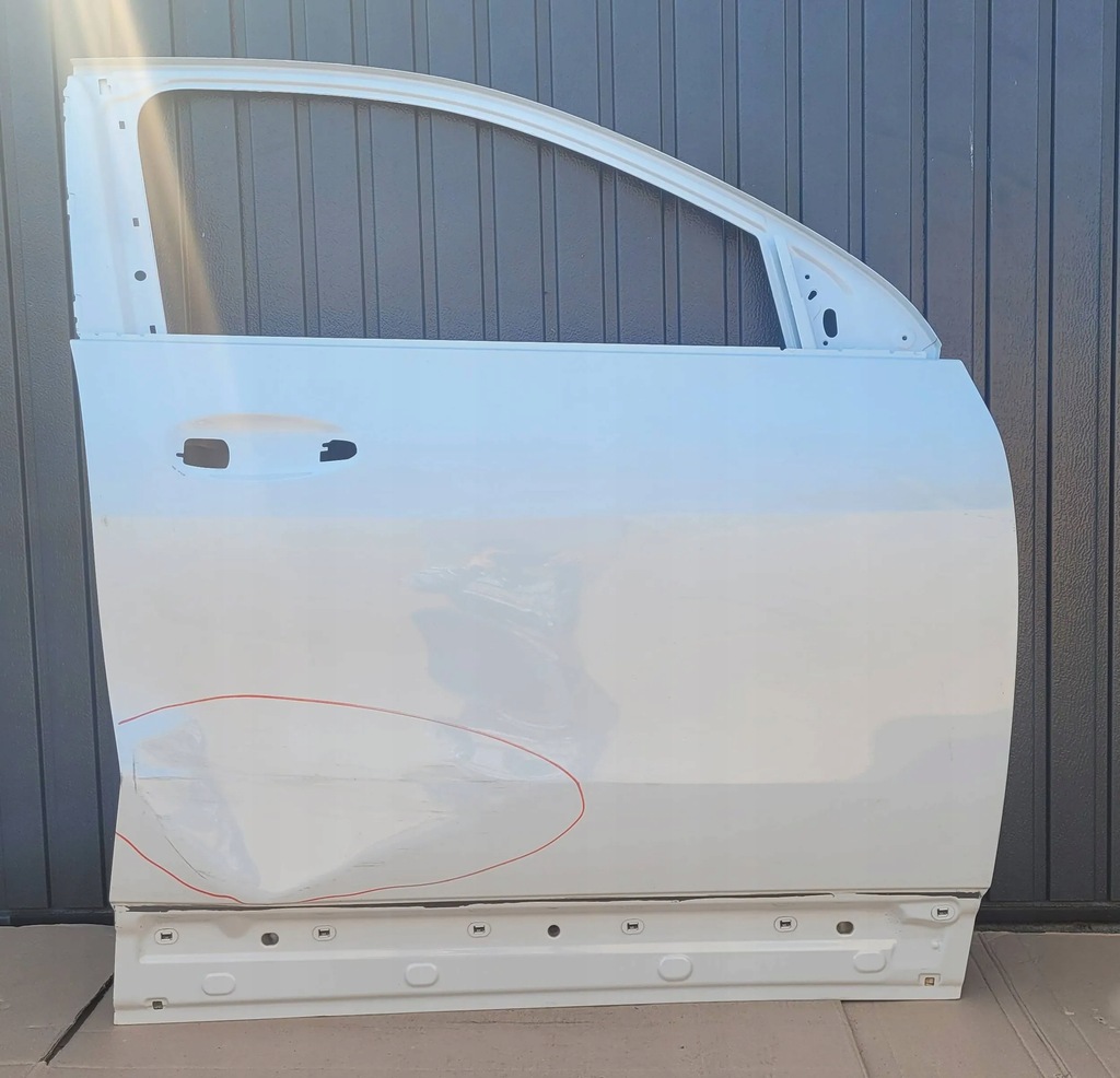 фото №1, Mercedes gla w247 двері перед передні праве