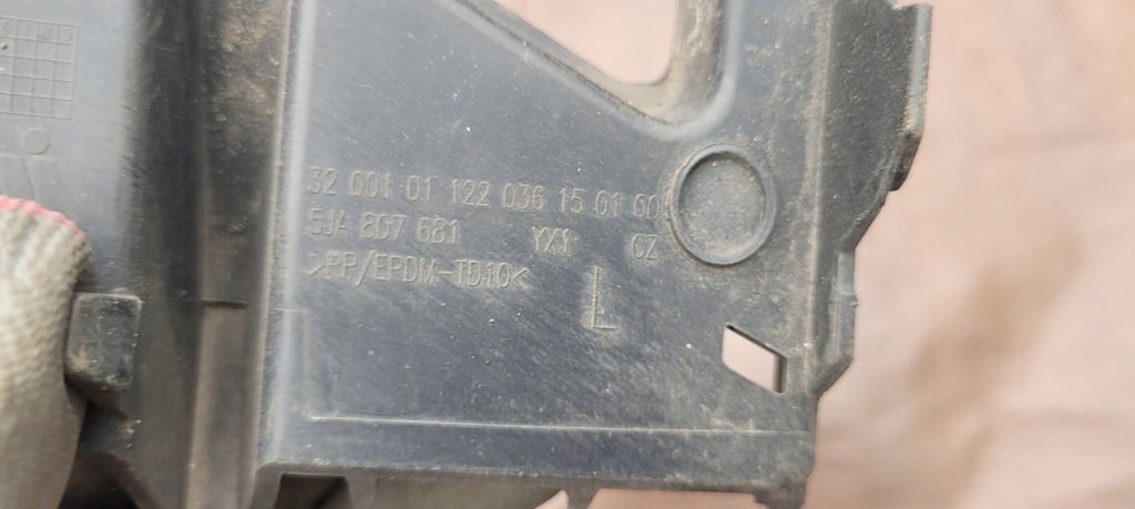 фото №6, Решётка бампера левый перед skoda rapid