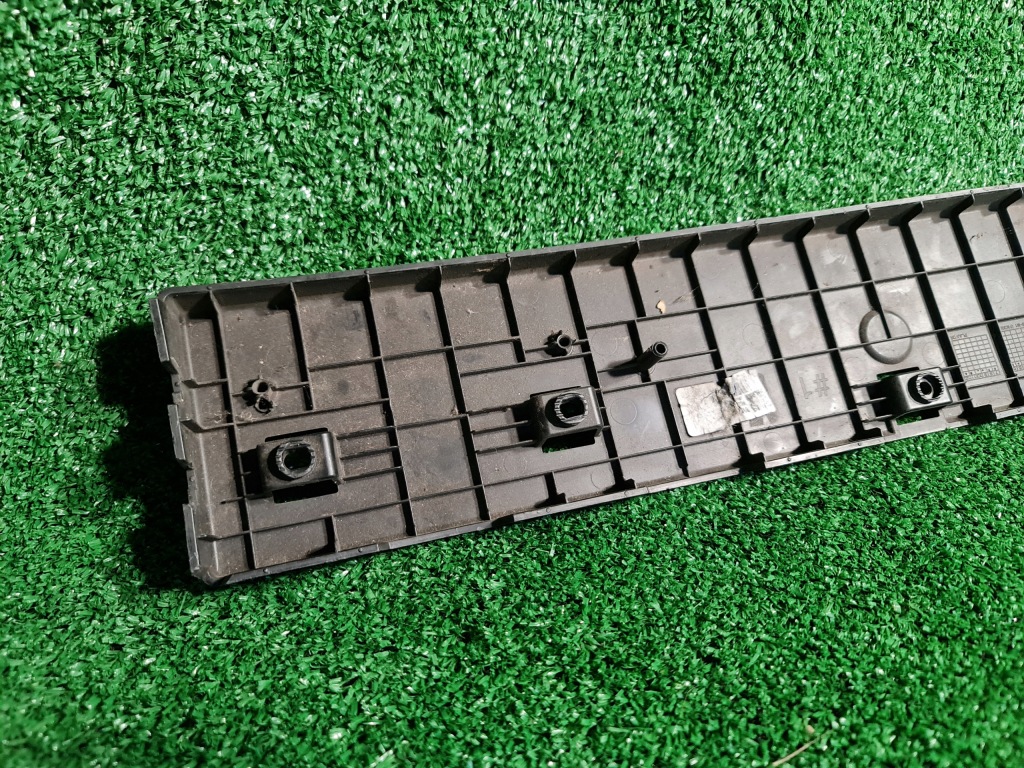 фото №6, Кронштейн номерного знака регистрационный hyundai i30 iii