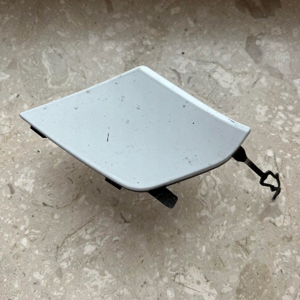 фото №1, Toyota proace city 2019- заглушка бампер перед 9836022480