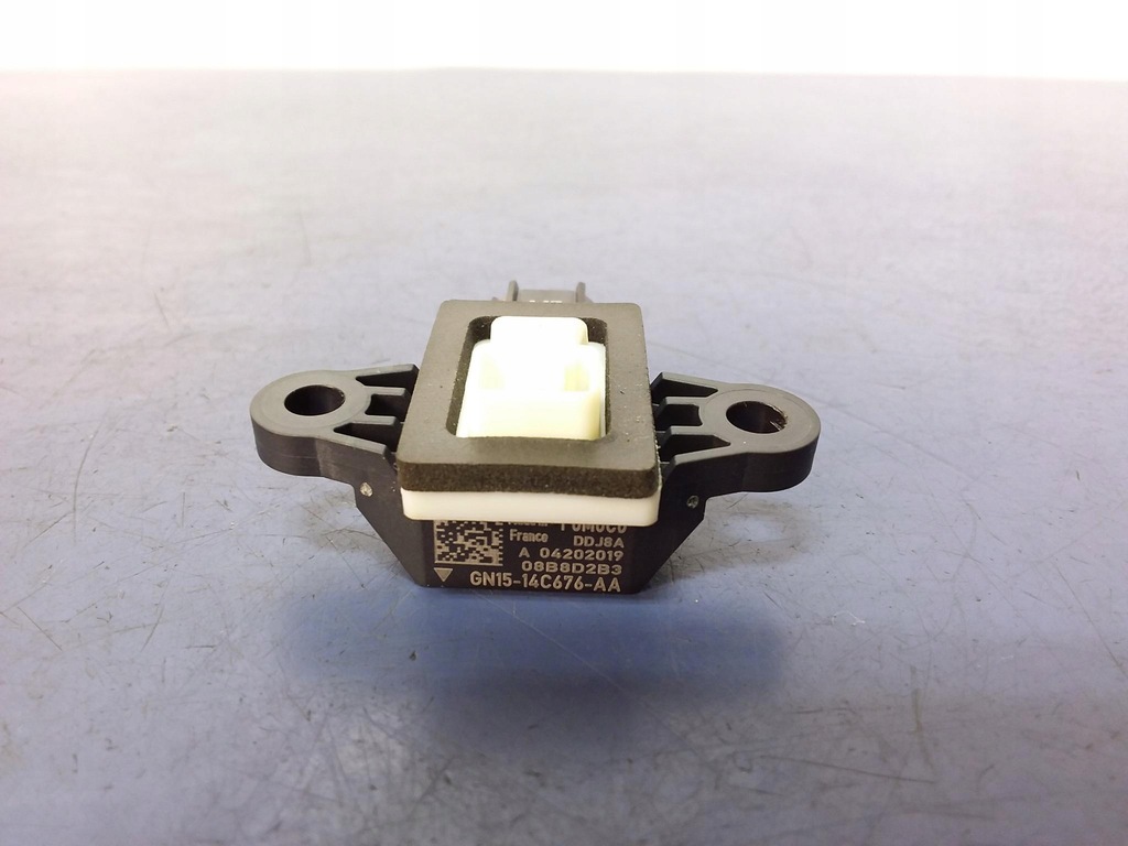 фото №4, Ford fiesta mk8 датчик удару gn15-14c676-aa