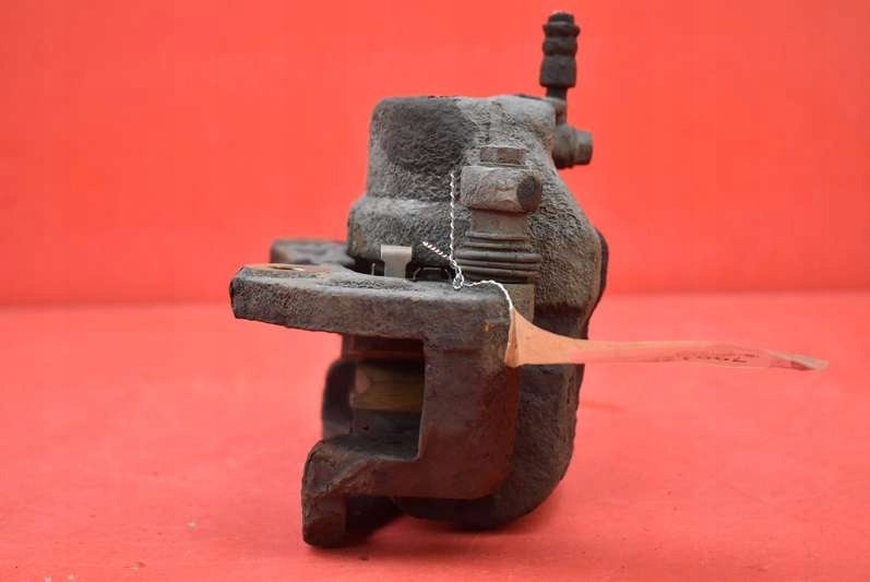 фото №5, Супорт гальмівний лівий перед chevrolet captiva 2.0 vcdi 150 km 4x4 06-11