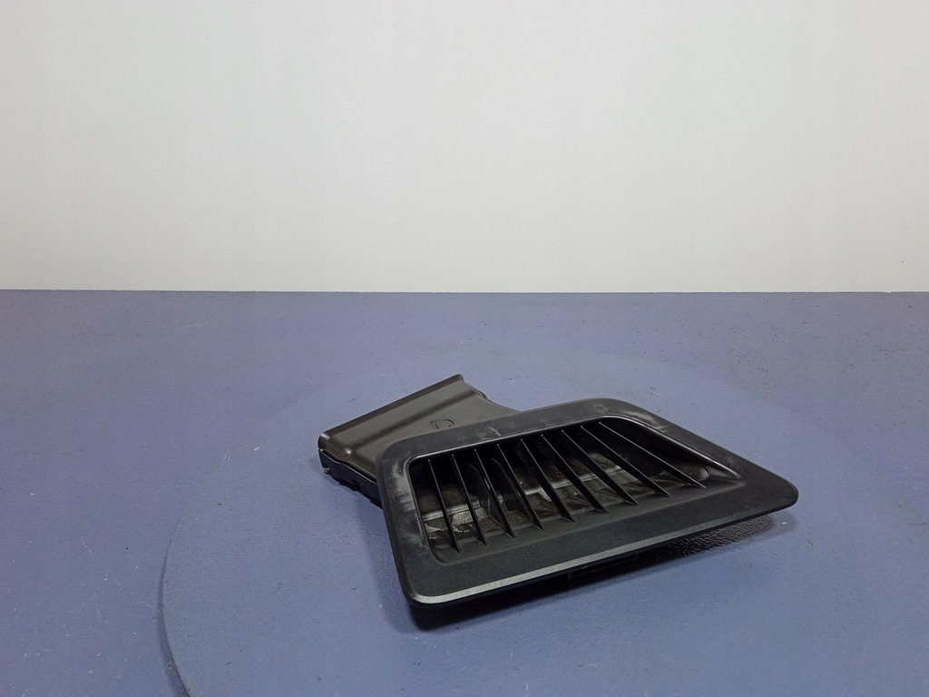 фото №1, Bmw ix i20 труба повітрозабірник канал повітря правий 7947984