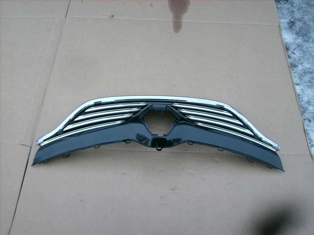 Решітка радіатора решітка радіатора renault talisman 623100546r Оригінал