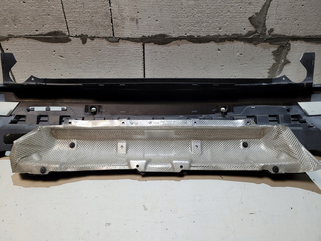 фото №7, Накладка - бампер задняя land rover evoque pdc l358