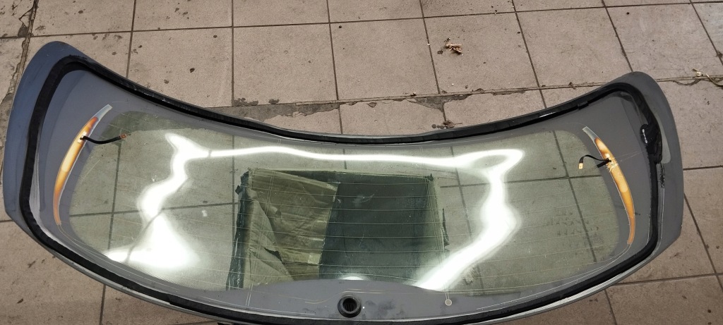 фото №2, Renault zoe стекло крышки задняя