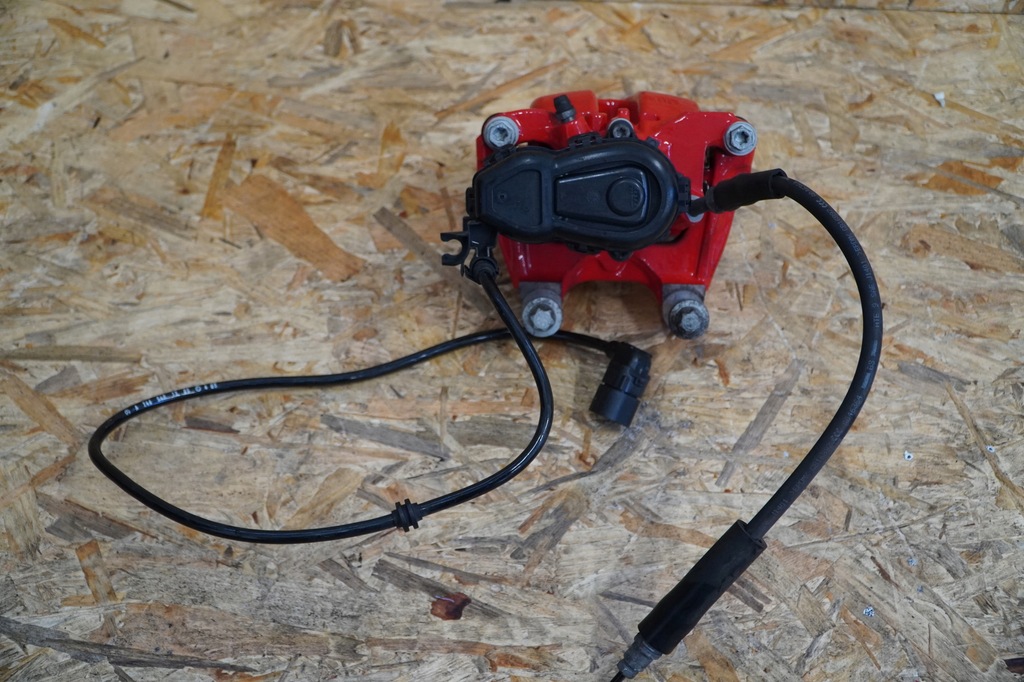 фото №13, Суппорт суппорты диск тормозные диски перед задняя mercedes gla a45 x156 w156 amg 2.0b