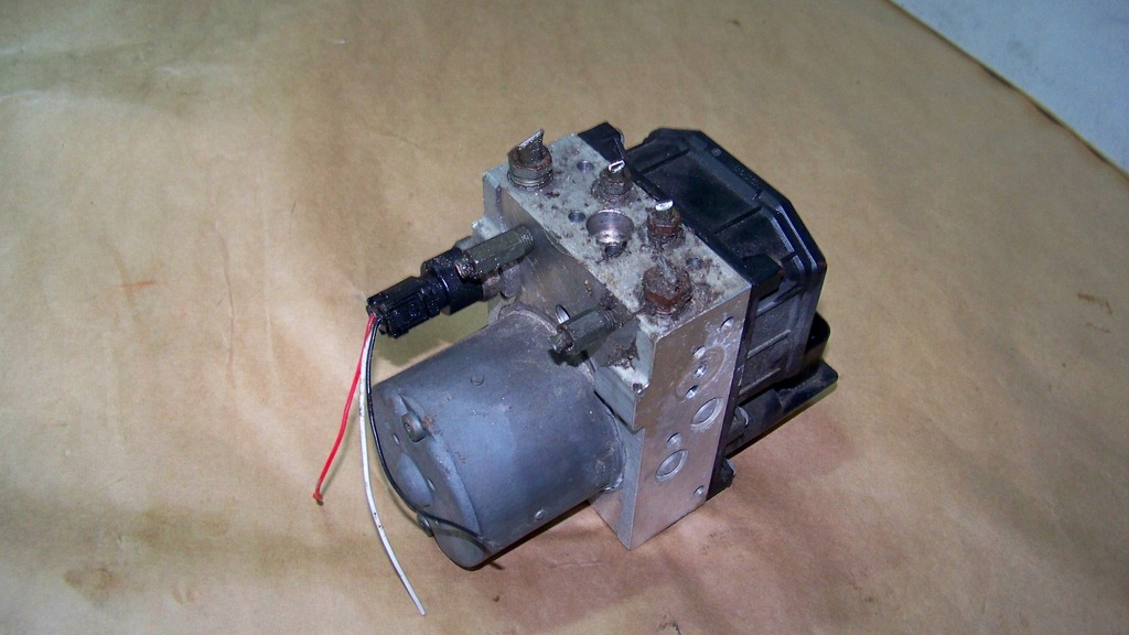 фото №1, Toyota corolla e12 03r насос abs