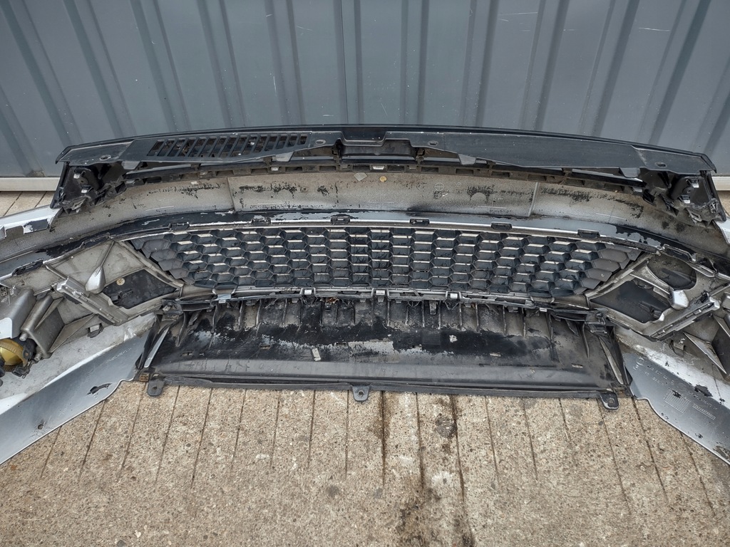 фото №14, Бампер передній протитуманні фари решітка радіатора vw scirocco 1k8 2008-2014r. сріблястий la7w