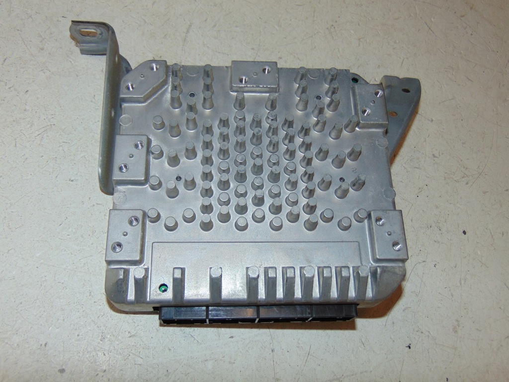 фото №1, Бортовой компьютер двигателя toyota prius ii 1.5 8954047100