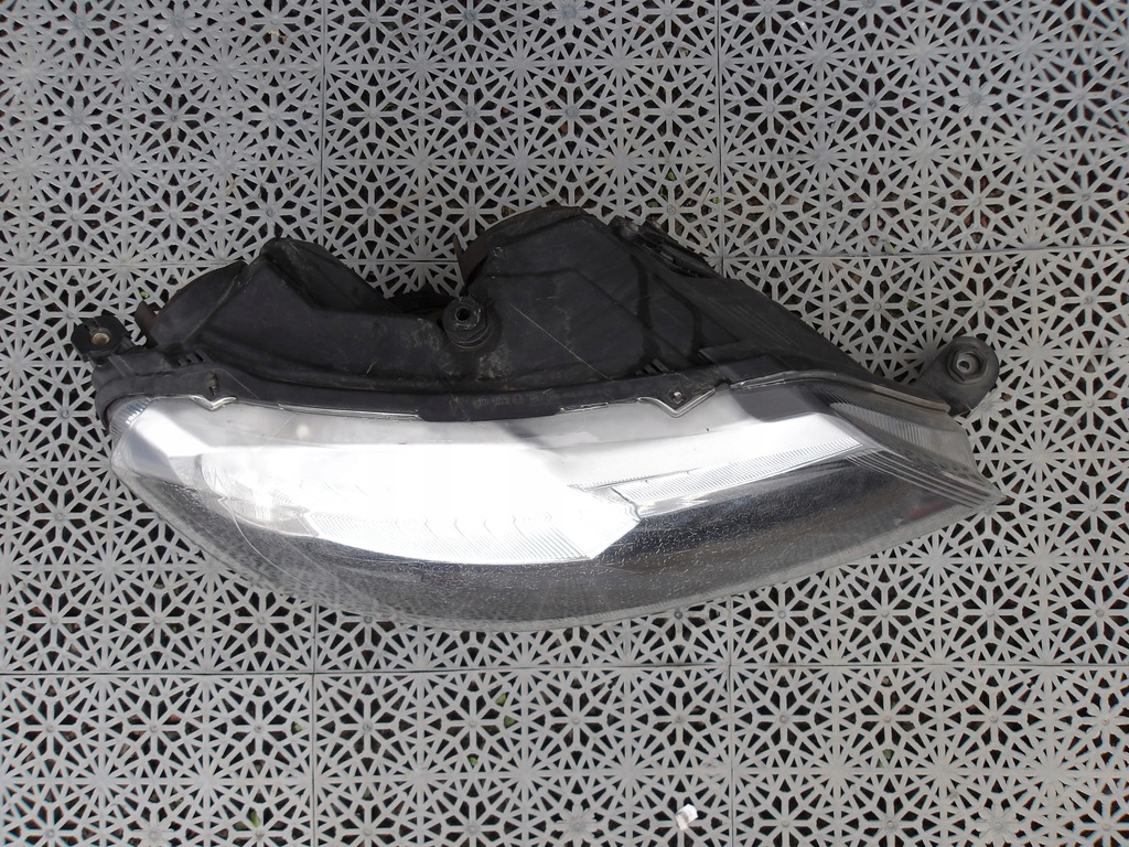 фото №3, Лампа передня права skoda rapid