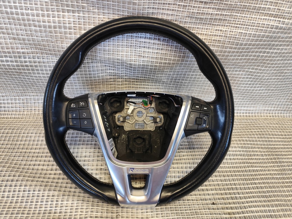 фото №1, Volvo s60 ii v60 lift 13-18 r-design воздуховод кожаный multi кожа