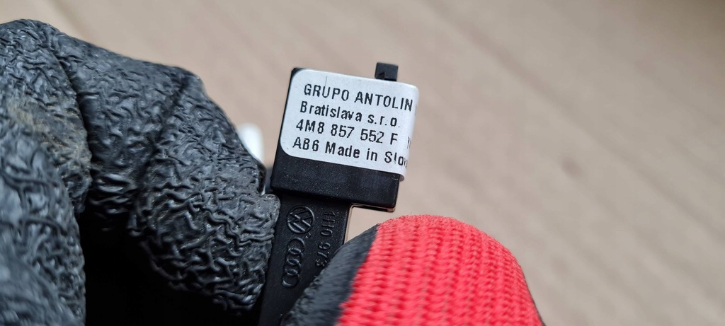 фото №9, Sq8 4m q8 защита солнцезащитная козырёк sline правый перед 4m8857551f