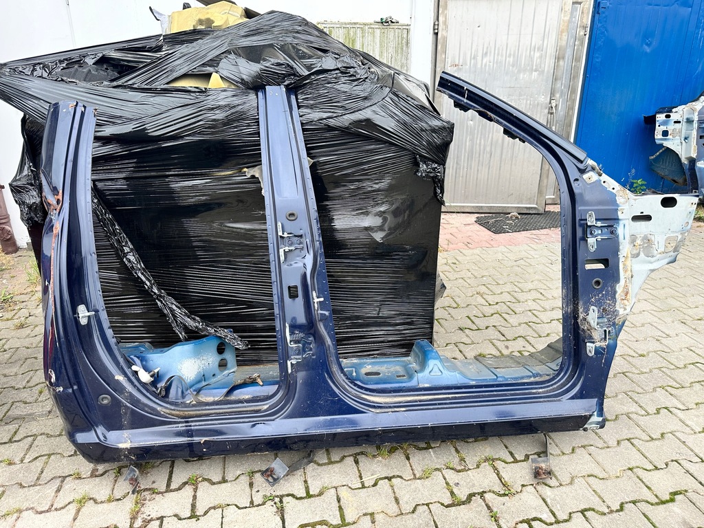 фото №1, Dodge ram 1500 iv правая четверть блок двигателя порог короткие дверь