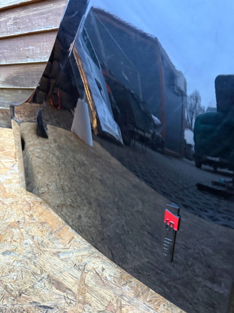 Крыло  левая сторона audi a5 8t 8f купе цвет ly9b с Разборки