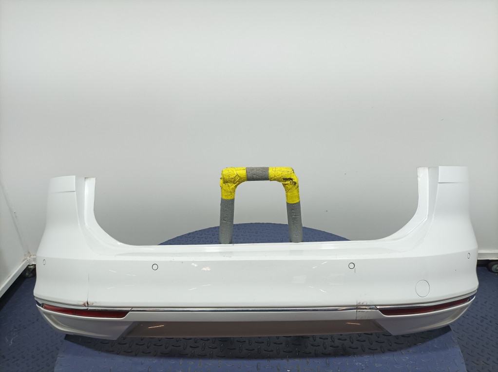 фото №1, Vw passat b8 kombi бампер задня задній lc9a