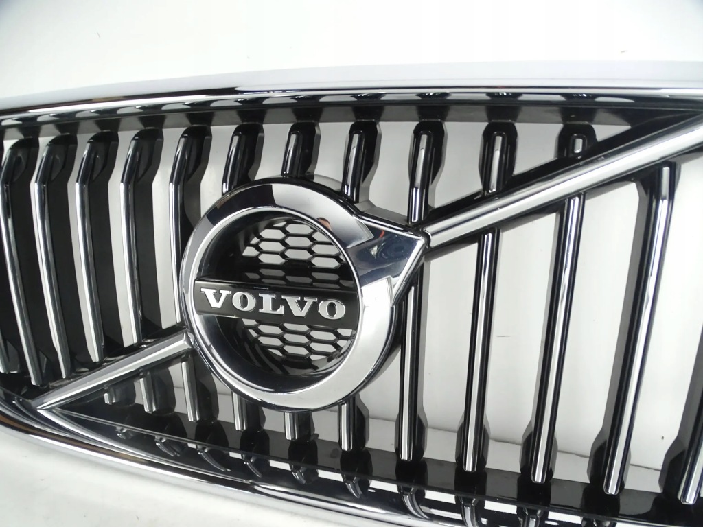 фото №4, Решітка радіатора решітка радіатора радіатора volvo xc60 ii 2 2017+