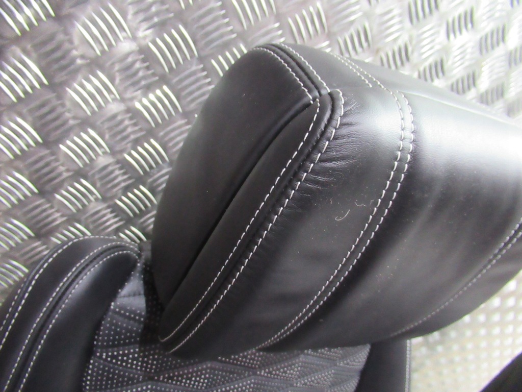 фото №9, Land rover range velar кожа сиденья заднее сиденье обшивки салон полный