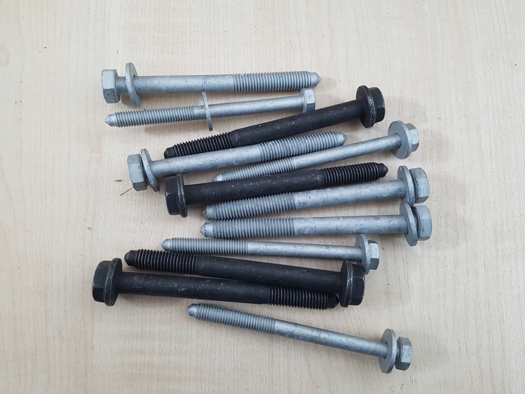 Купить Audi a4 b8 болты do монтажа бампера 8k0098627