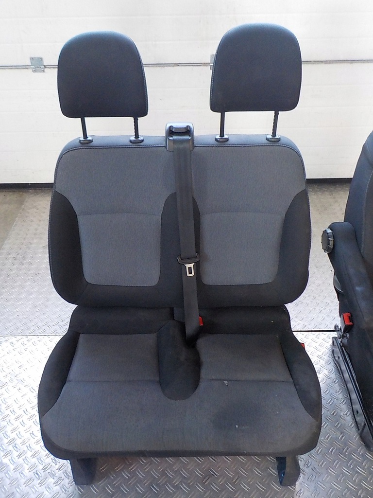 фото №7, Trafic iii vivaro 15- сиденье заднее сиденье комплект