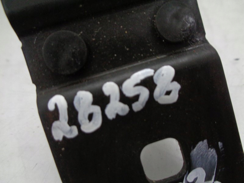 фото №3, Citroen c2 засувка кришки багажника