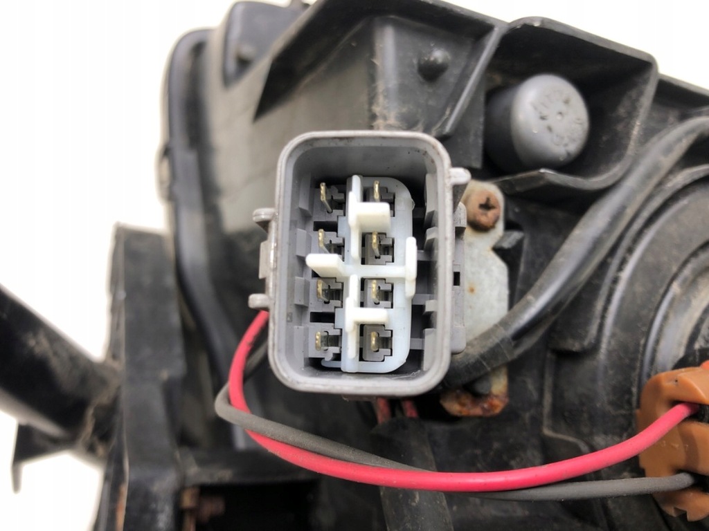 фото №6, Фара правый перед subaru forester ii лампа