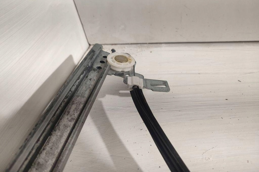 фото №9, Подъемник стекло правых передних дверь renault espace iv jk0/1_ 116094